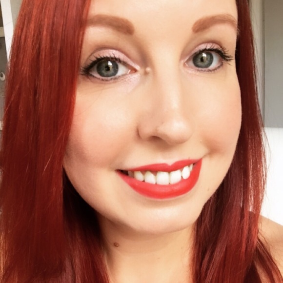 Meet your Posher, Kelly - Picture 1 of 2